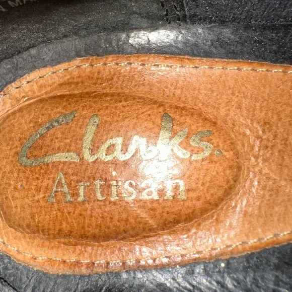 Clarks Size 6.5 - Picture 6 of 8